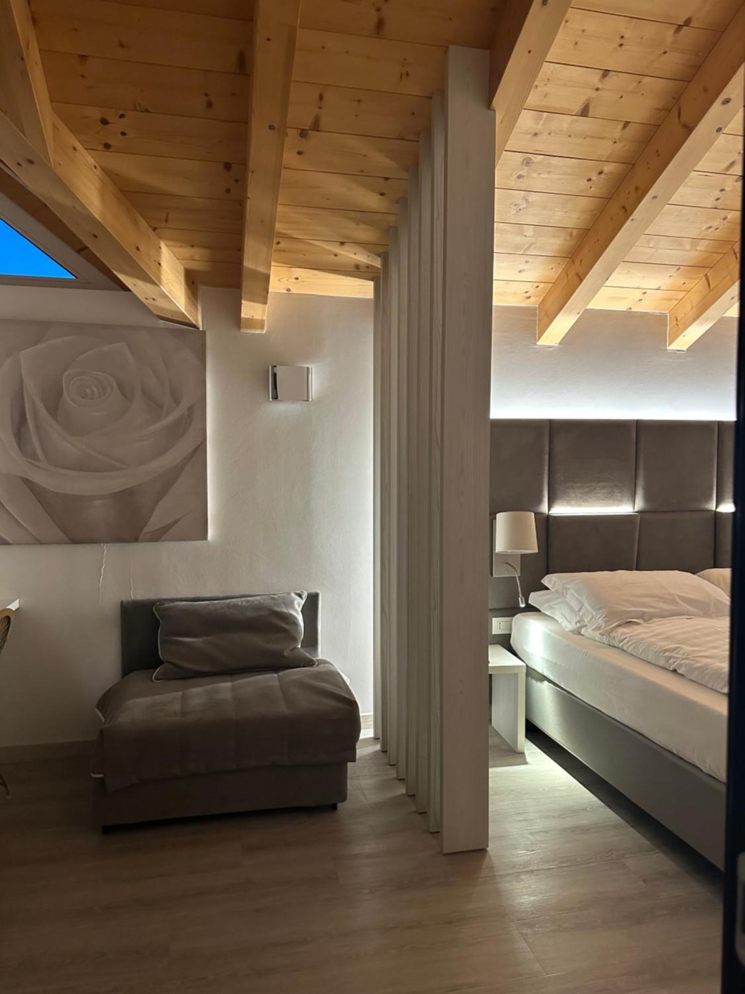 Rosensuite La Residenza Del Rosengarten Pinzolo Buitenkant foto