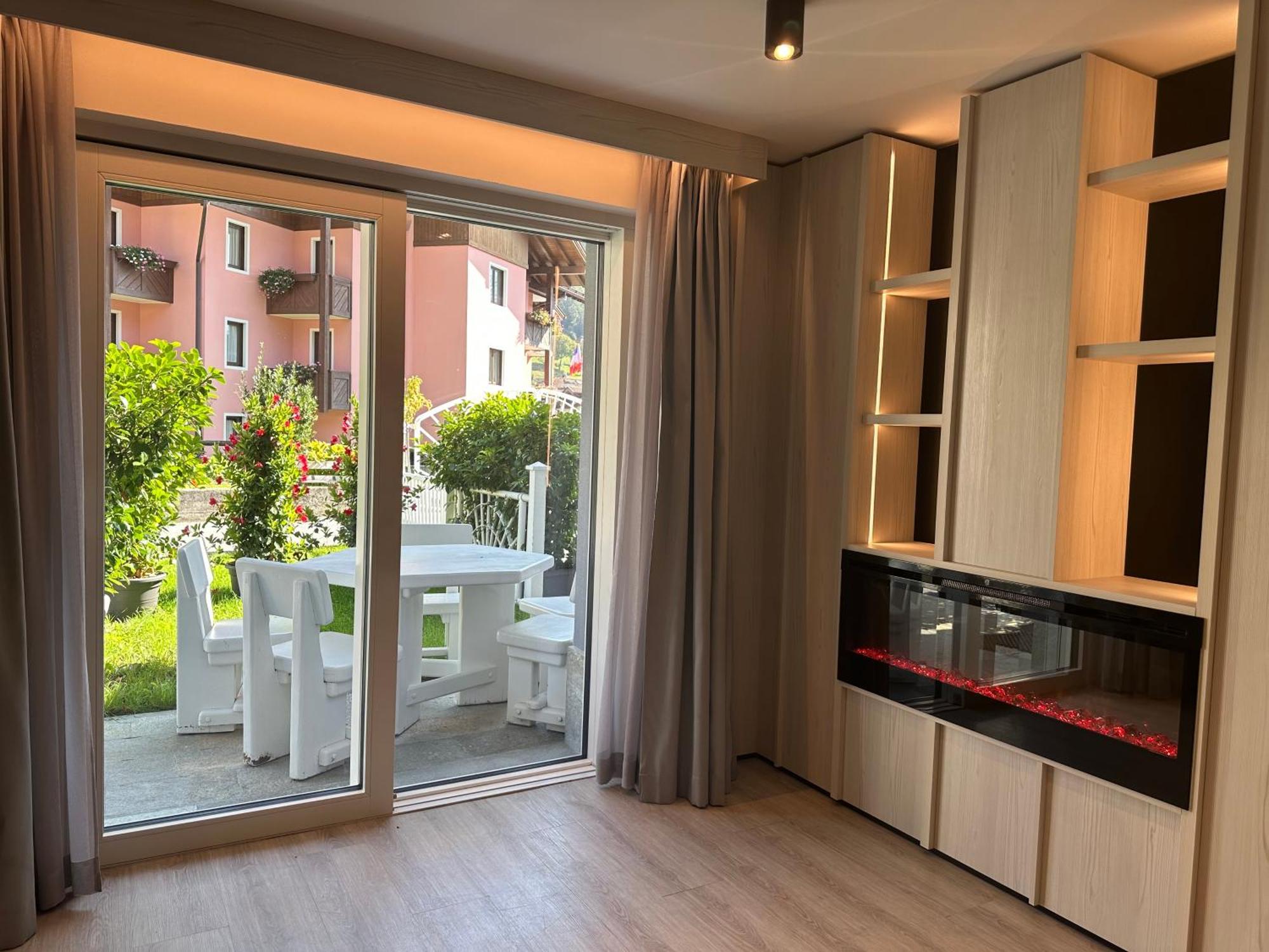 Rosensuite La Residenza Del Rosengarten Pinzolo Buitenkant foto